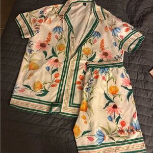 Floral Men's vacation Set - White and Multicolor